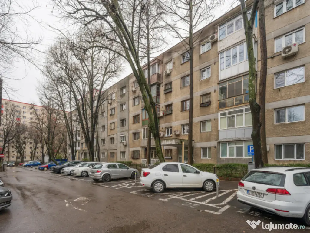 Berceni, Emil Racovita, Al. Moldovita, Parcare ADP, Mobilat 