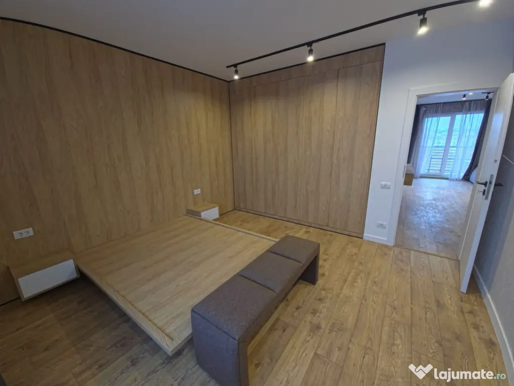 Dacia apartament 3 camere nou incalzire pardoseala loc parca 