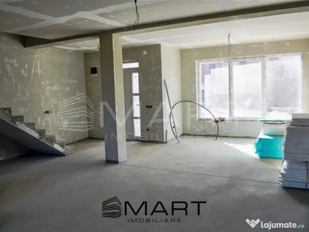 Casa 4 camere tip duplex Sura Mica 