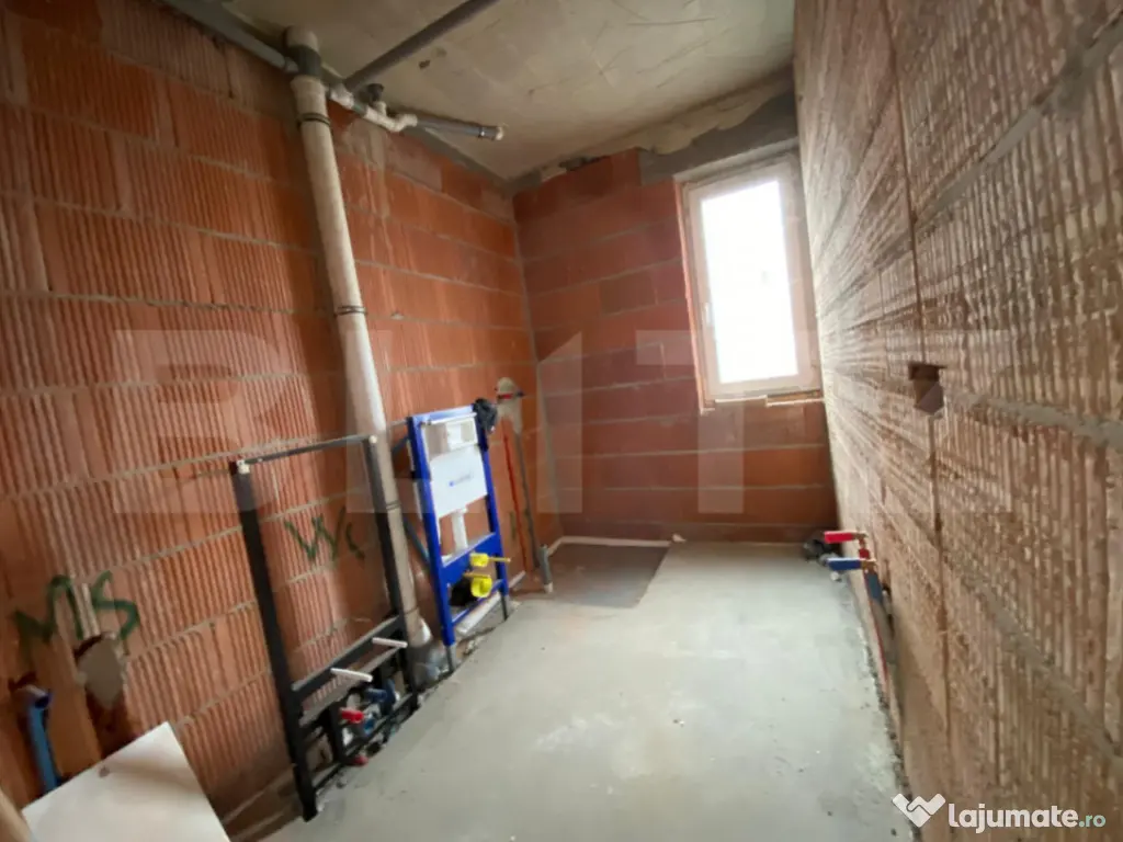 Duplex 334mp, teren 611mp, Moșnița Veche, oportunitate dez