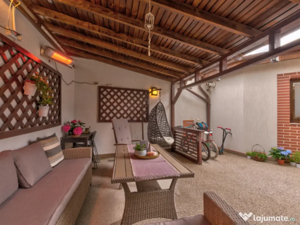 Apartament 170mp utili, 77mp curte și 3 locuri parcare, Par 