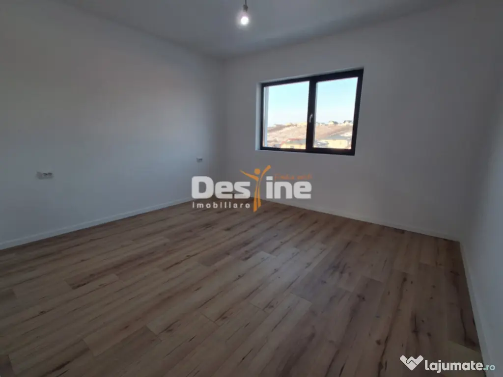 COMISION O %, Miroslava, Casa individuala, P+1+POD, 