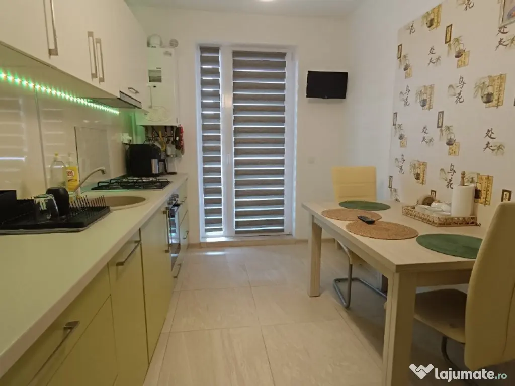 Apartament 2 camere+terasă+parcare subterană Maslinului/Turnișor 
