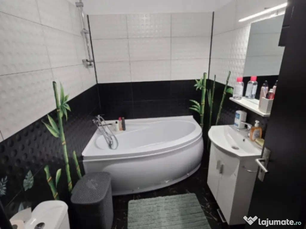 Apartament 2 camere de inchiriat, situat in zona Compozitori 