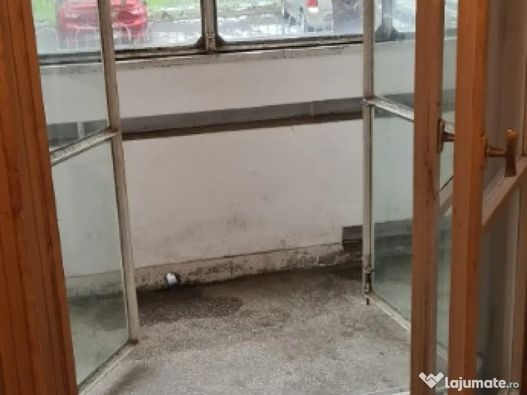 Apartament 3 camere,Titan, Solidaritatii, Parter + balcon spatios! 