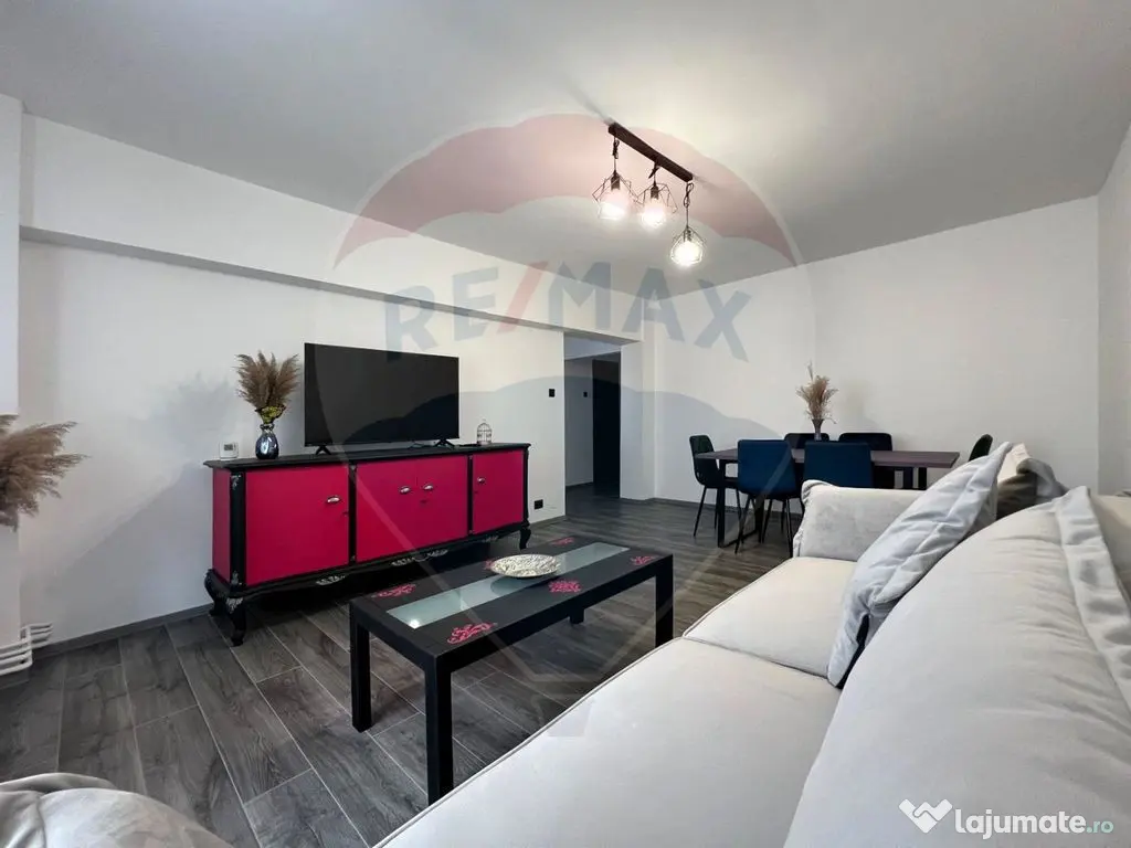 Apartament spațios de închiriat, strada Năsăud, bloc ... 