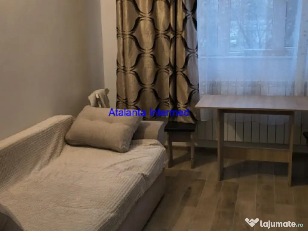 Garsoniera de inchiriat