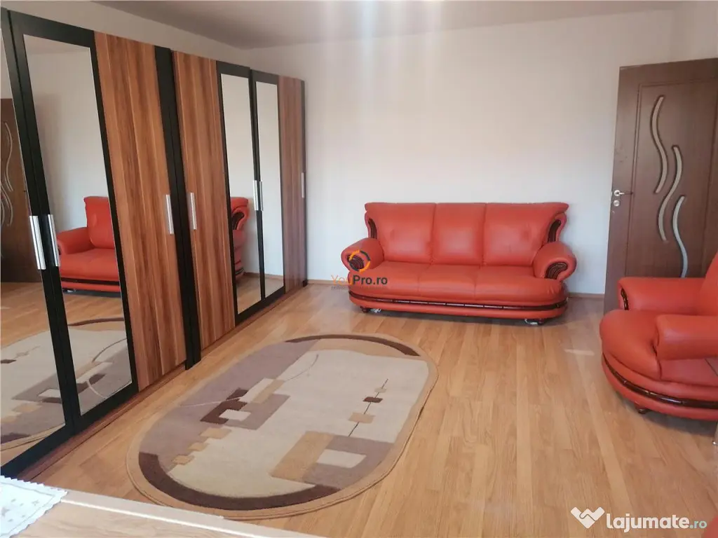 Decomandat Spatios cu Centrala zona Vladeasa 