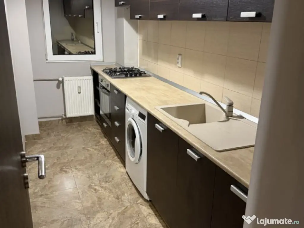 Muncii etaj 4 decomandat moderna 