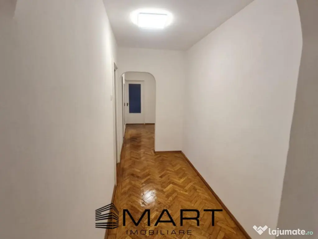 Apartament 3 camere zona Mihai Viteazul 