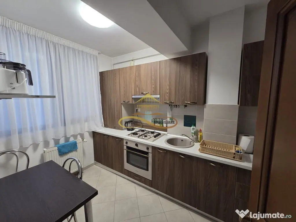 Garsoniera moderna de inchiriat 