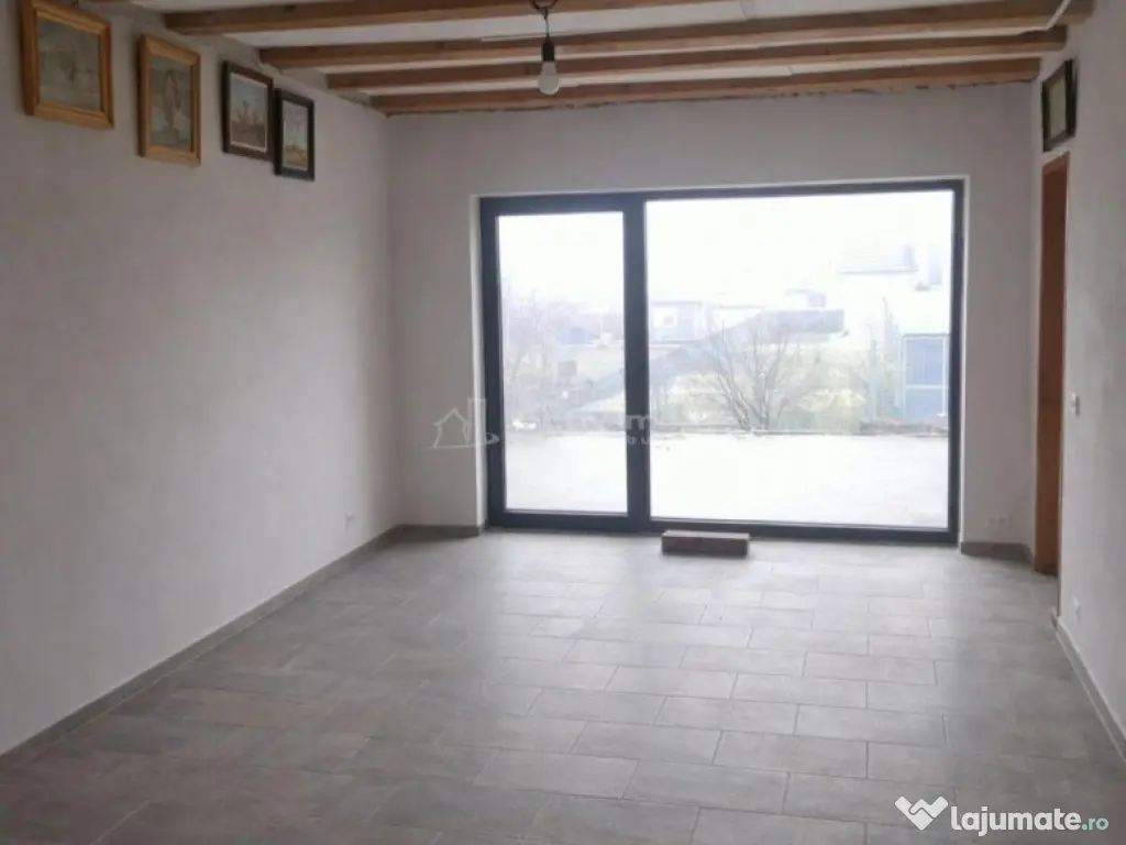 Casa 4 camere - 284mp, teren 556 mp - Stupini Brasov
