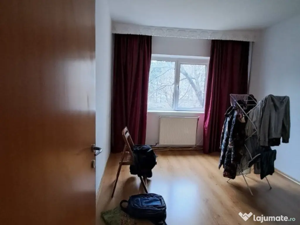 Apartament 3 camere decomandat Tomesti, et. 1 