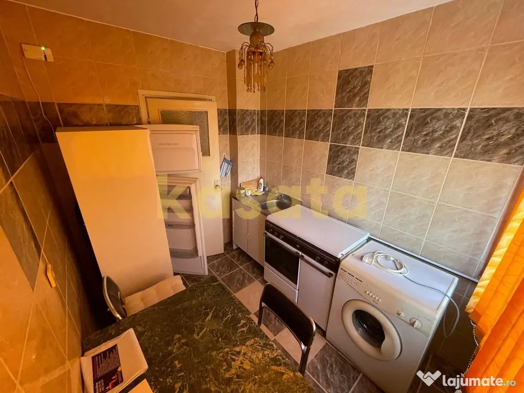 Oportunitate | Apartament 2 camere de vânzare – Pajura