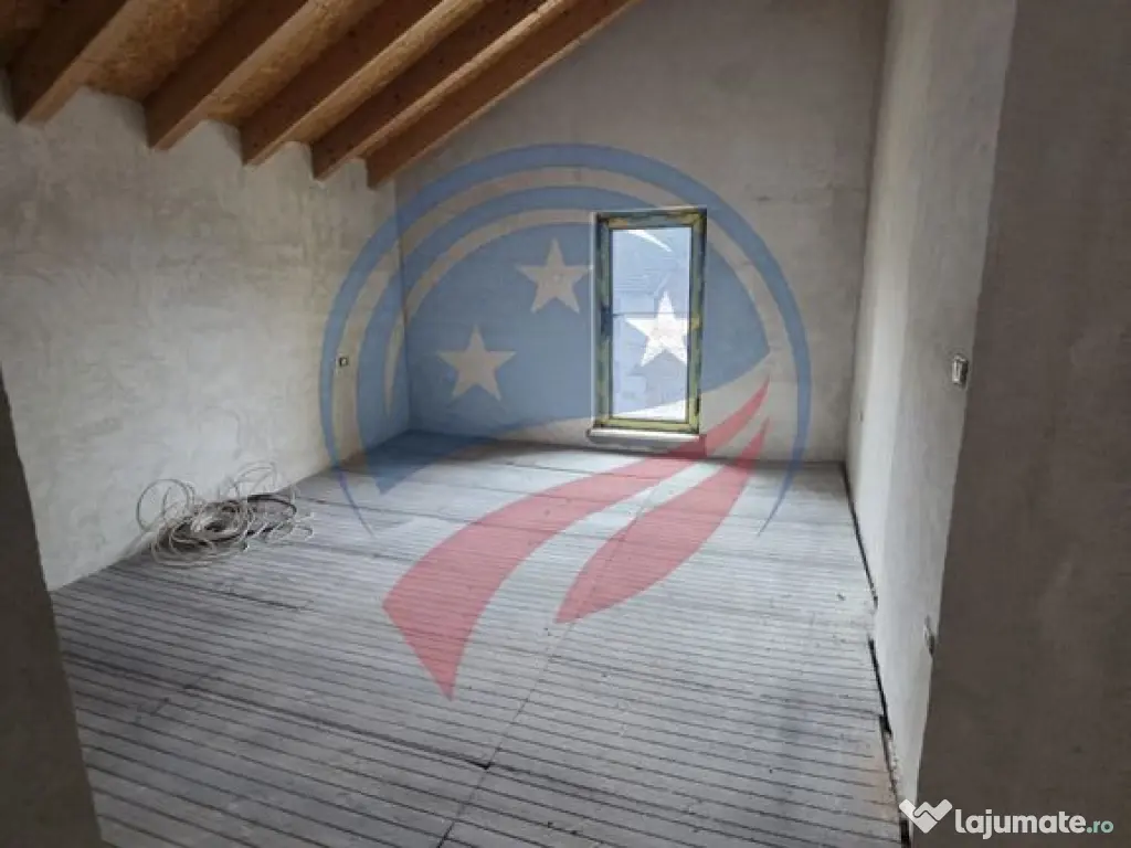 Oportunitate investiție: Vilă cu 4 unități independen... 