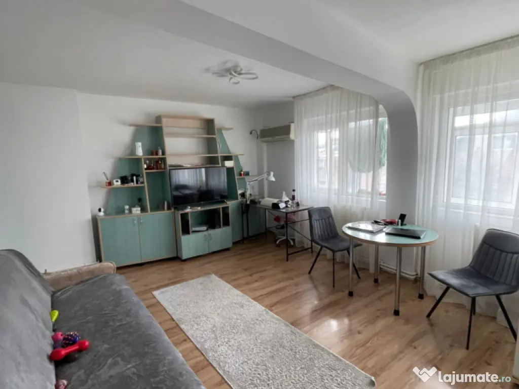 Apartament 2 camere, situat in zona Casa de Cultura 