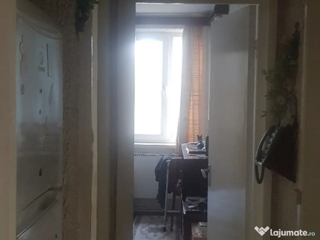 Propietar vand apartament 2camere Constanta langa City Mall 