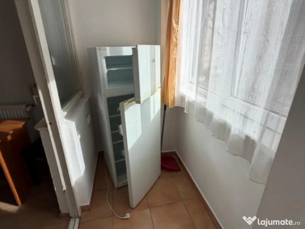 Garsoniera semidecomandata, etaj 1/4,Podul Electro, zona Lap 