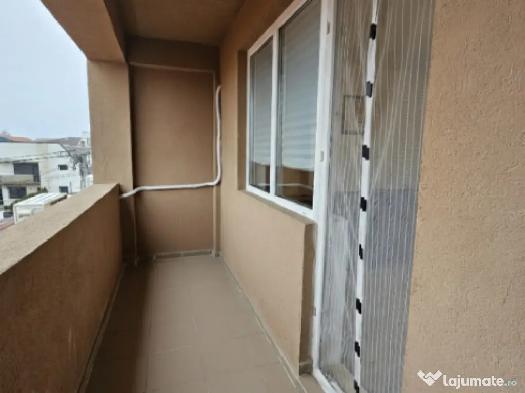 Garsoniera Popesti Leordeni – Zona de case. Parcare. 