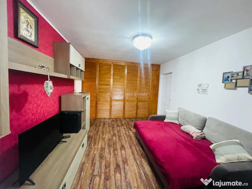 2 camere semidec. - loc parcare - Auchan Vitan 