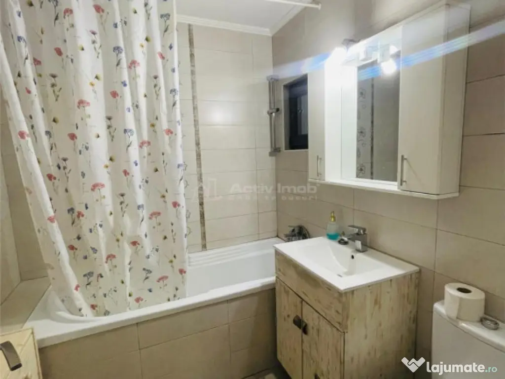 2 camere semidec. - loc parcare - Auchan Vitan 