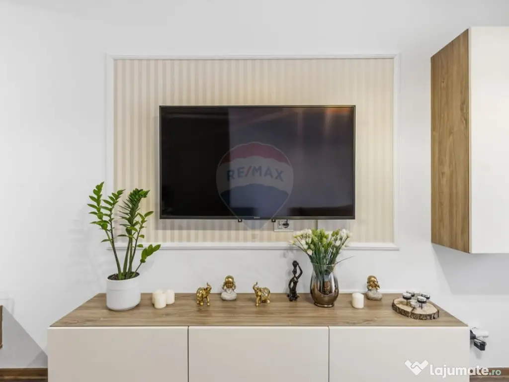 Apartament 2 camere decomandat de vanzare ARED UTA ,Arad