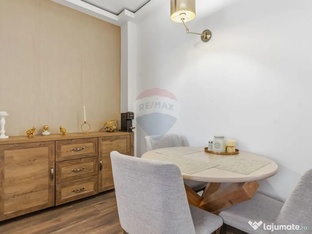 Apartament 2 camere decomandat de vanzare ARED UTA ,Arad