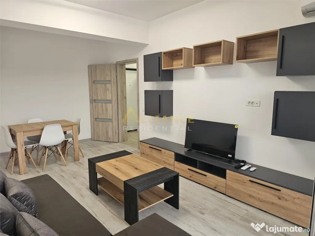 Apartament cu 2 camere, Mobilat si Utilat Parcare