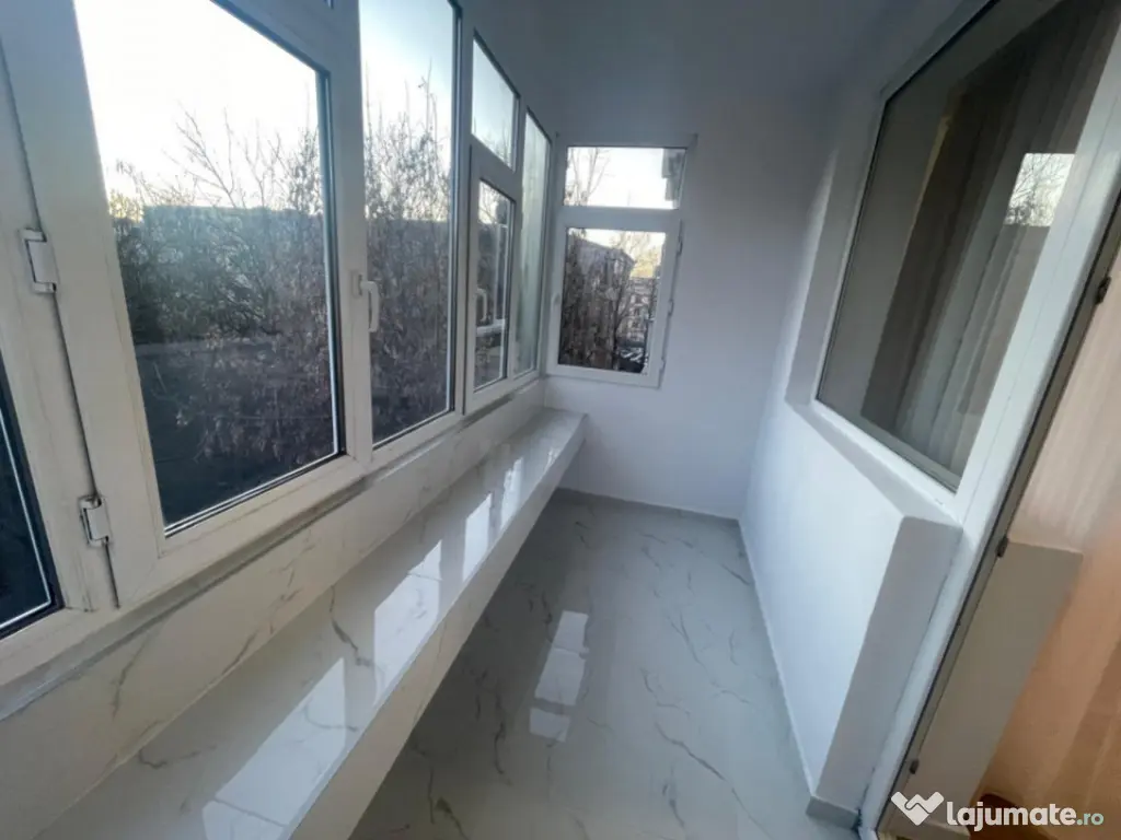 Apartament 3 camere, 65,85 mp, renovat recent, centrală pr