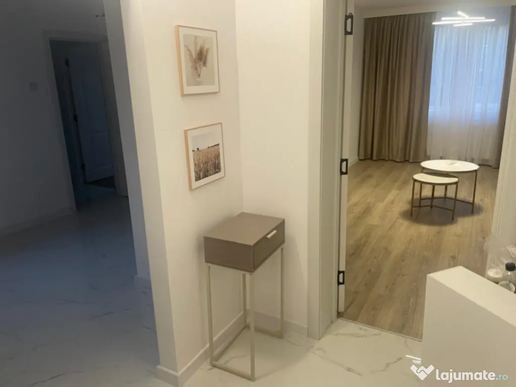 Apartament 3 camere, 65,85 mp, renovat recent, centrală pr