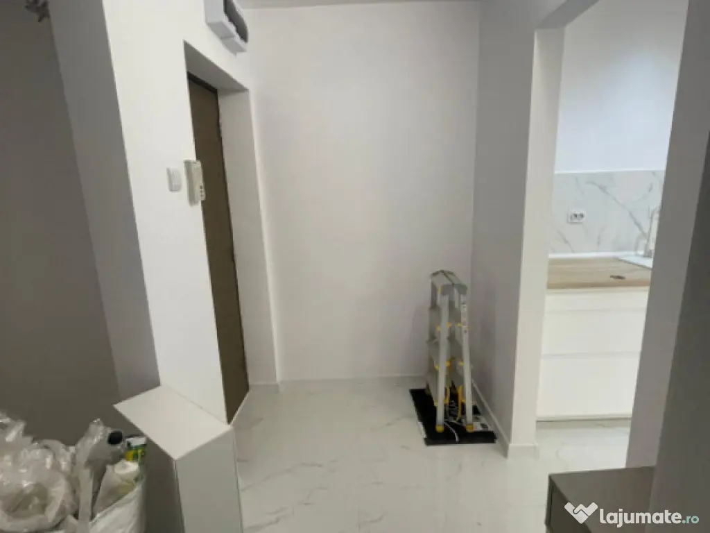 Apartament 3 camere, 65,85 mp, renovat recent, centrală pr