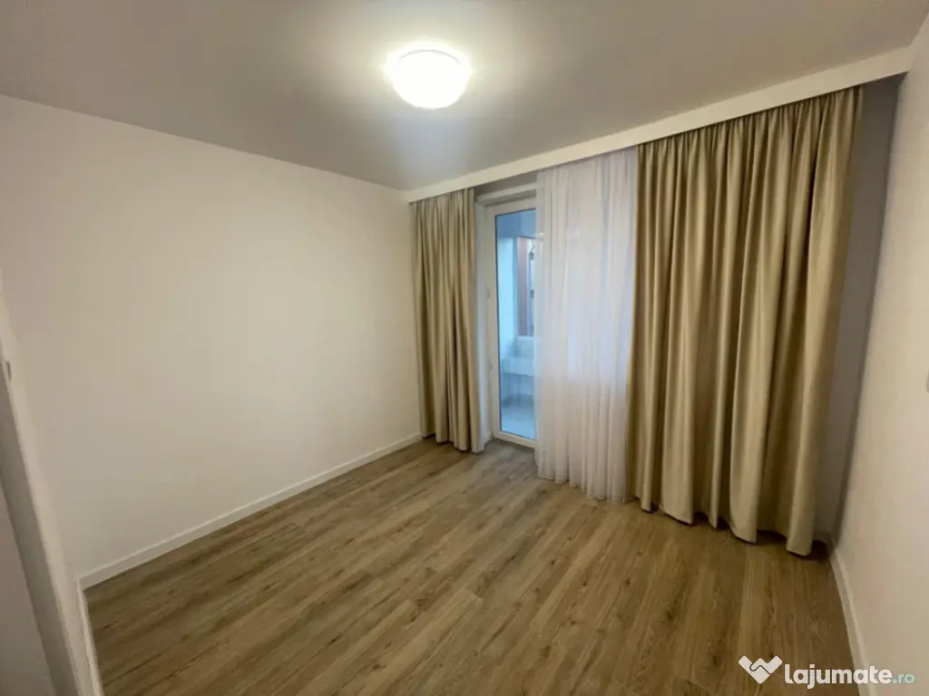 Apartament 3 camere, 65,85 mp, renovat recent, centrală pr