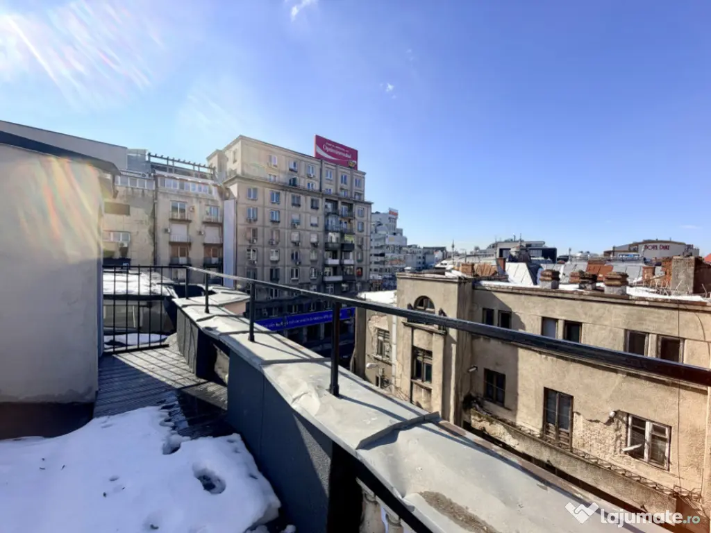 Spatiu birouri/ Salon/ Studio Mansarda Piata Romana 