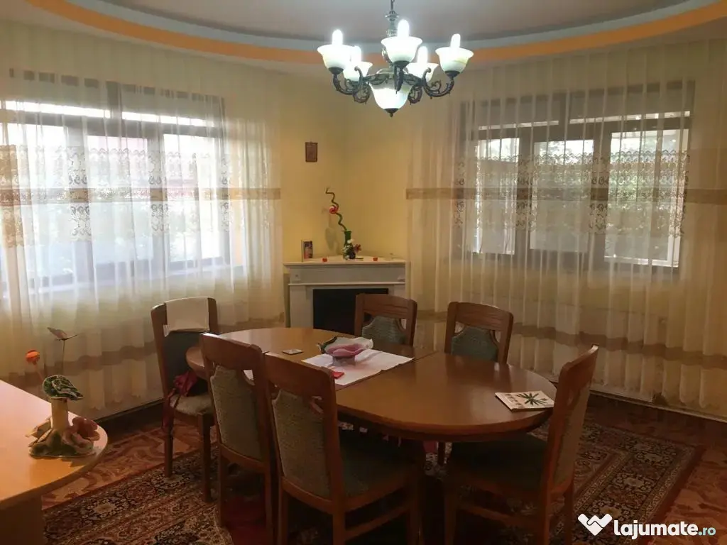 Vila Premium de inchiriat Bucium – 350 mp, ideal Firma / Corporate