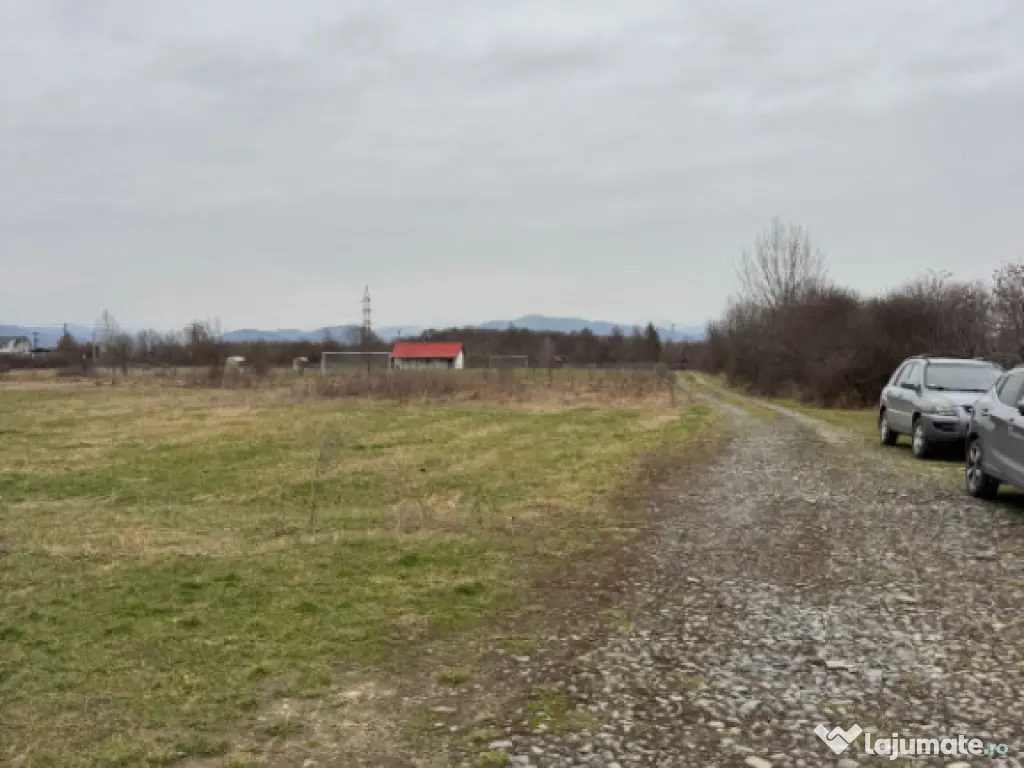 Teren intravilan 72 ari, front generos 54 ml – Zona Două 