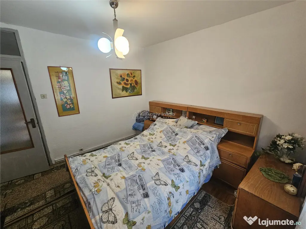 Resita, 2 Cam. Dec., Mobilat Utilat, Calea Timisoarei 