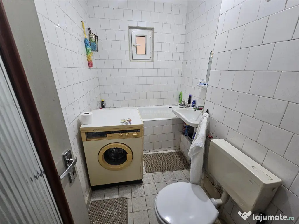 Resita, 2 Cam. Dec., Mobilat Utilat, Calea Timisoarei 