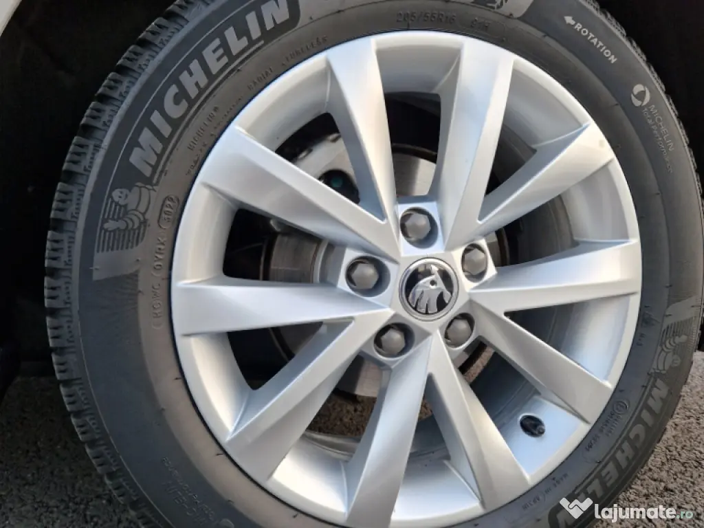 Skoda Octavia 2.0TDI DSG: 15600€ 