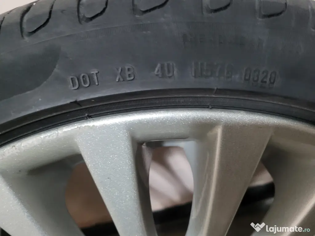 Set 4 jante cu anvelope 225/40/R18 