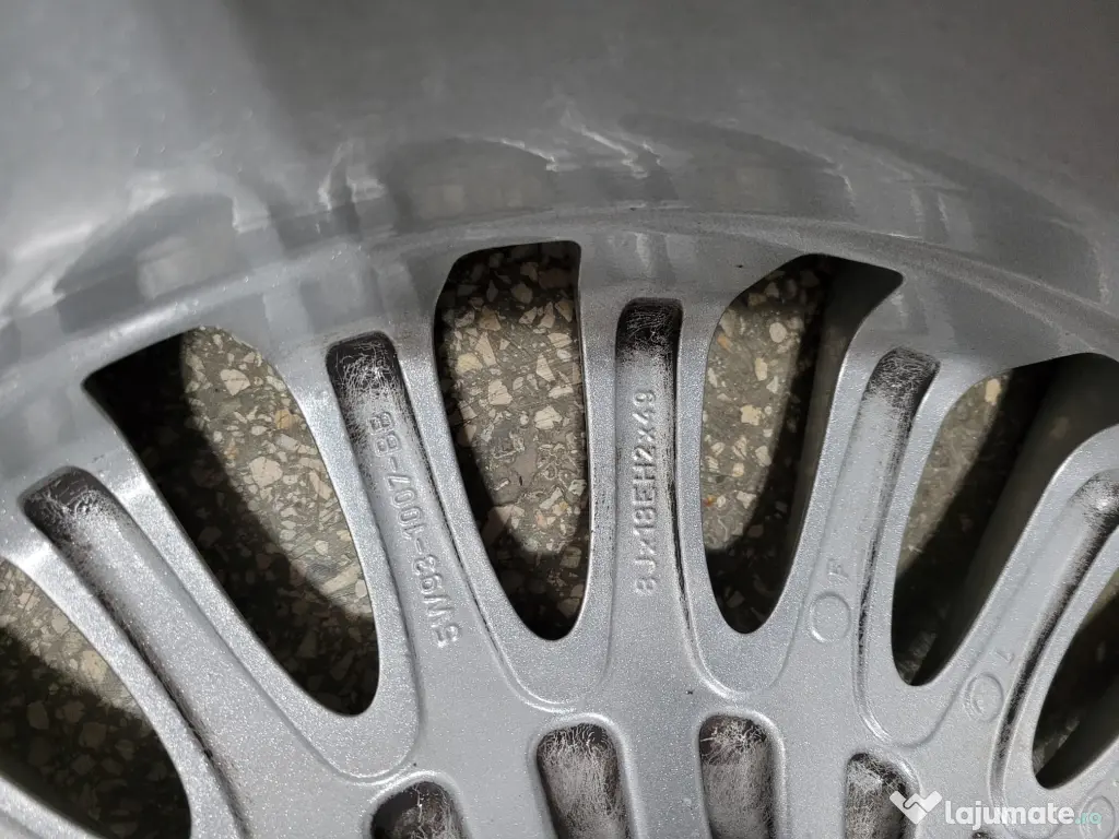 Set 4 jante cu anvelope 225/40/R18 