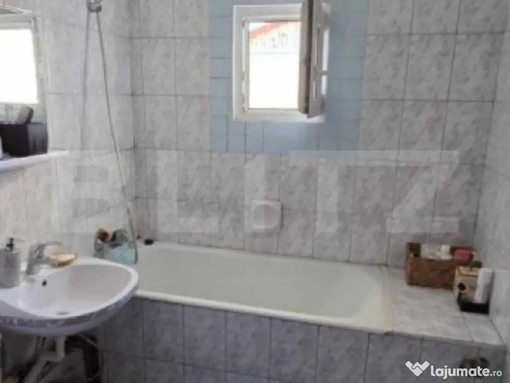 Apartament 3 camere, 65 mp, zona Pacurari-Toma Cozma