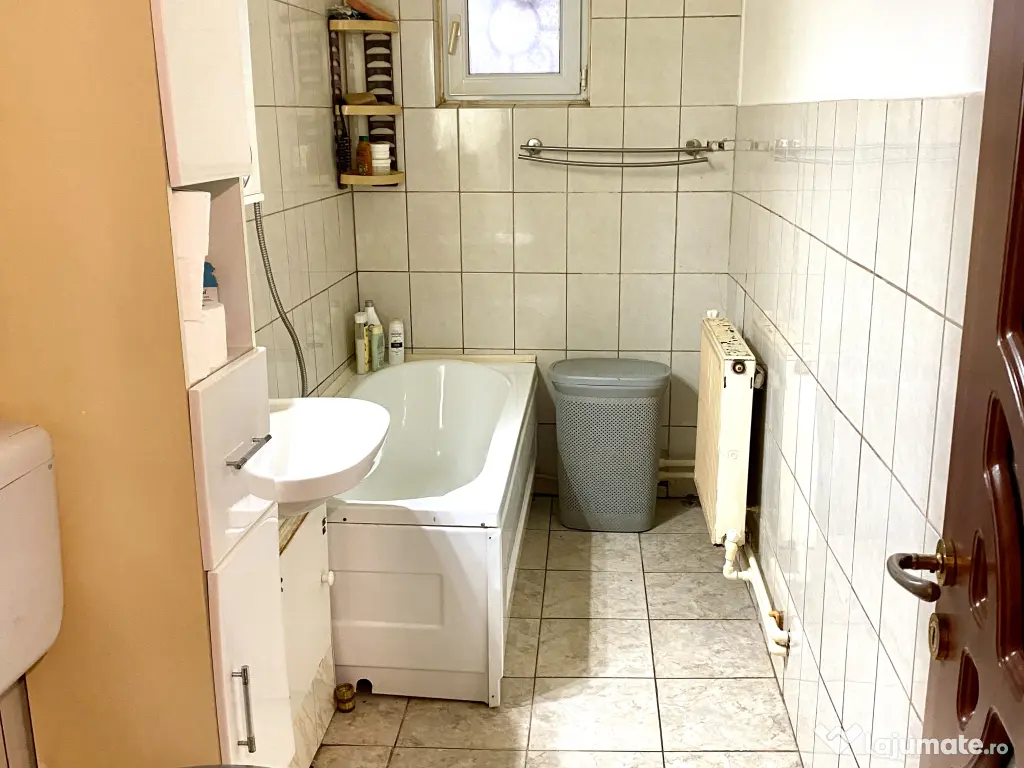 Proprietar-Garsoniera 44 mp UTILI