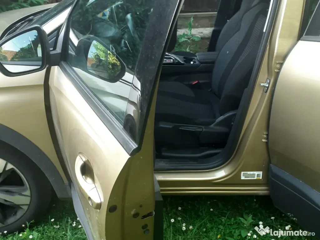 Peugeot 3008, automat, diesel, 1.6, HDI, euro 6 in stare excelenta la 71.000 km 