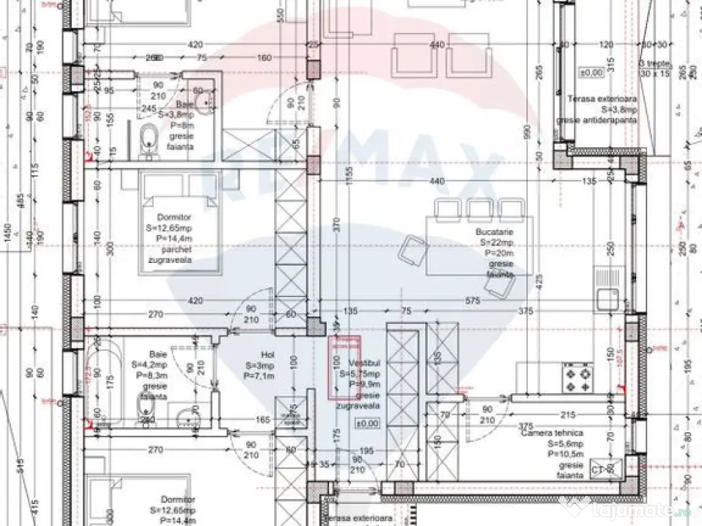 Casă / Vilă cu 4 camere de vânzare 