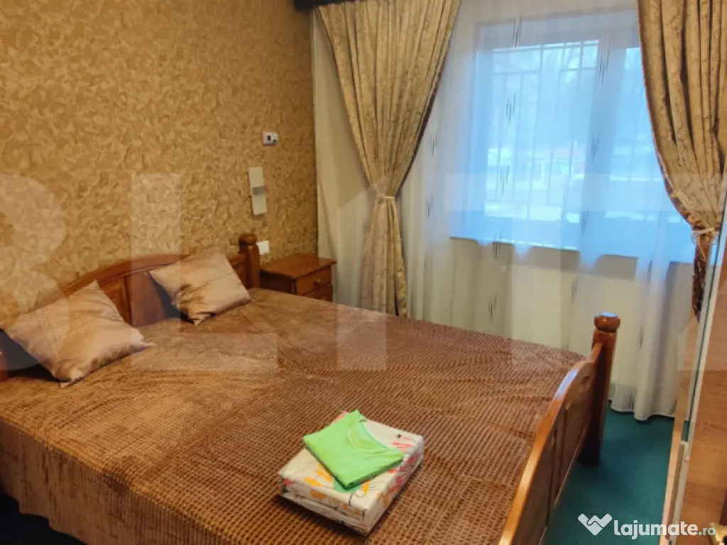 Apartament 3 camere, 73 mp, zona Micro 9 