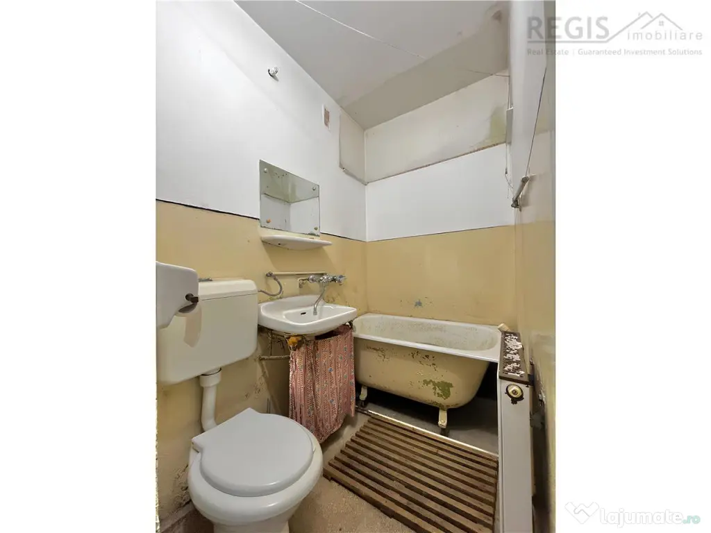 Apartament 2 Camere zona Florilor de renovat la ultimul etaj 