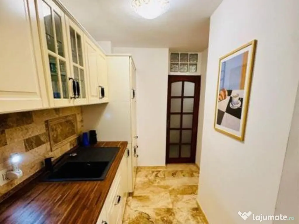 Unirii parfumului etaj 1 