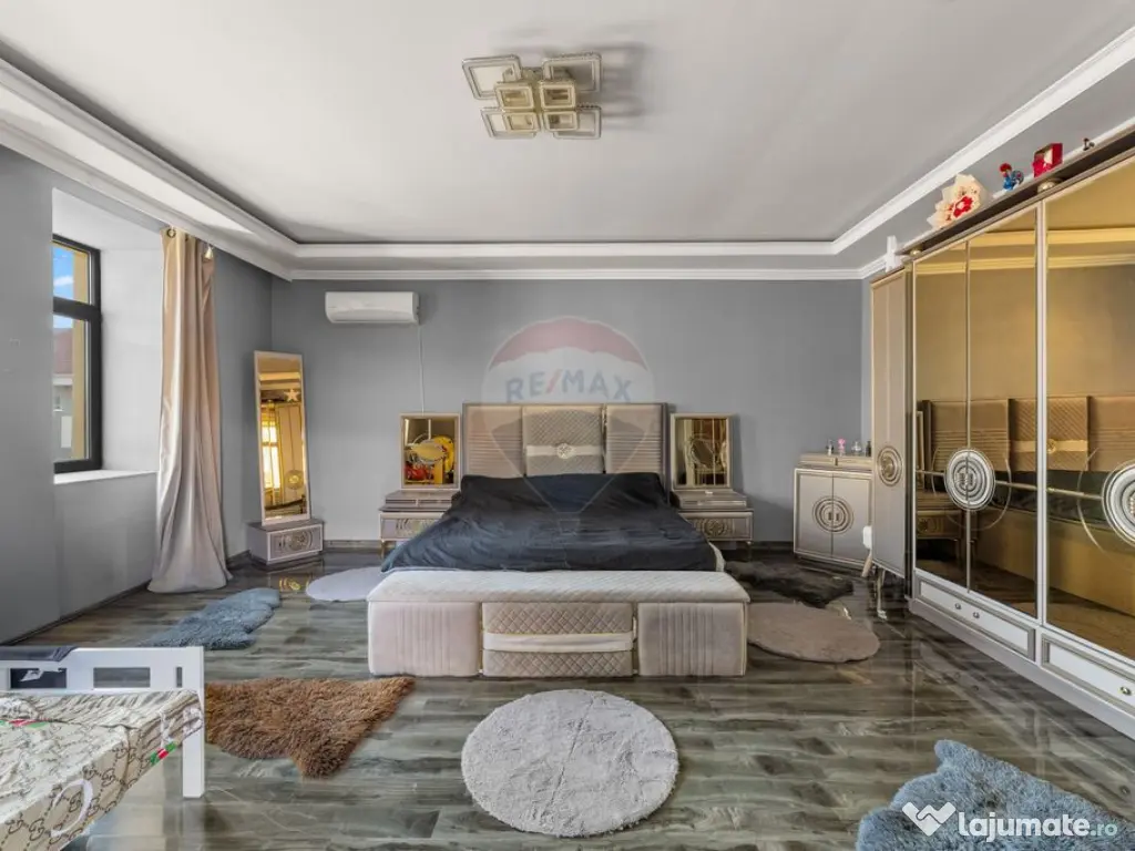 Casă cu teren 591 mp în Vinga, zonă centrală