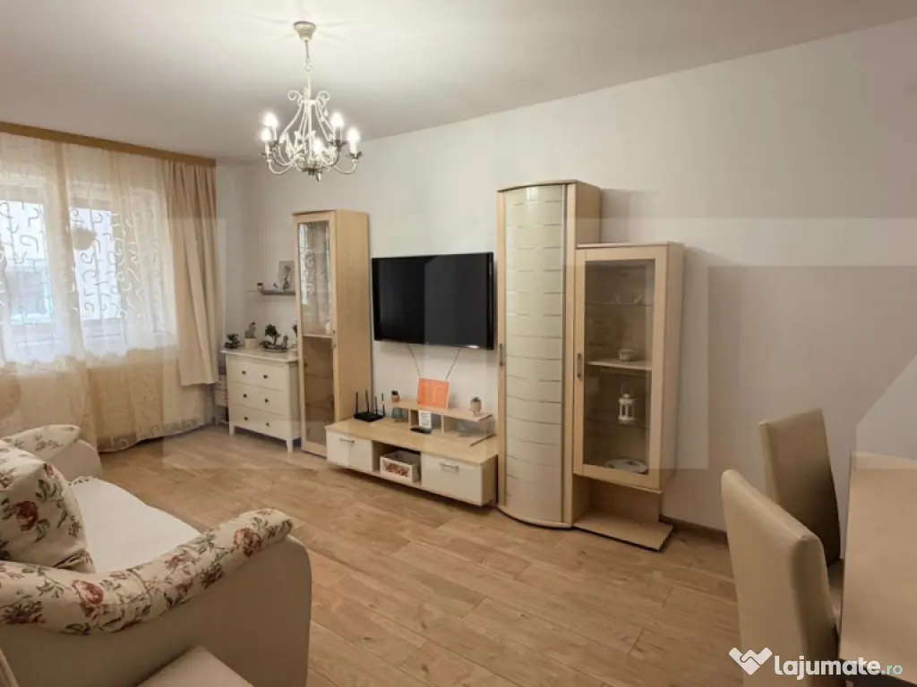 Apartament 2 camere, 52 mp, zona Intim