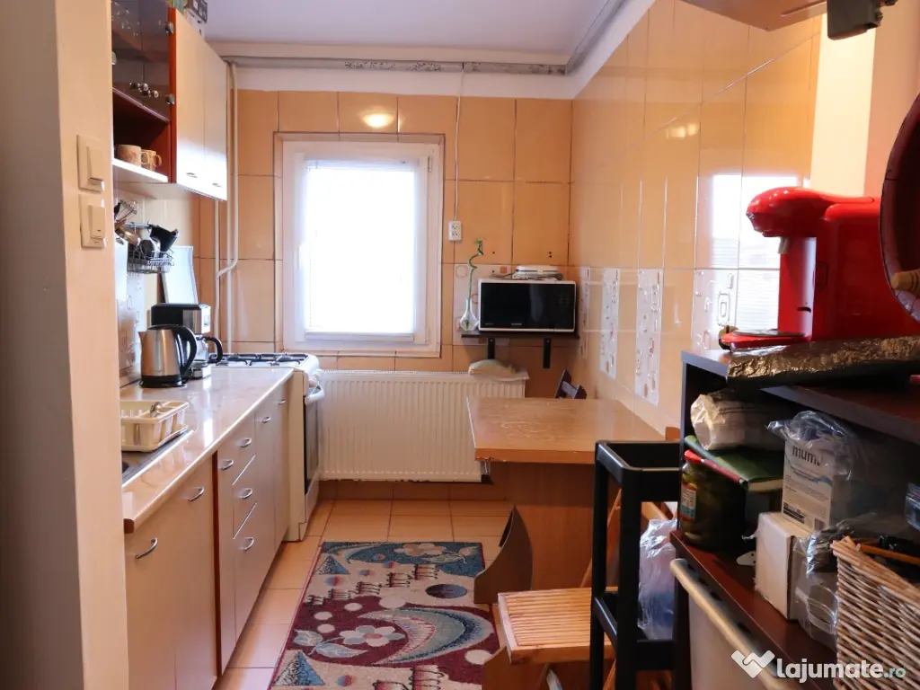 Apartament cu 2 camere de vanzare- zona Salaj- Calea Rahovei